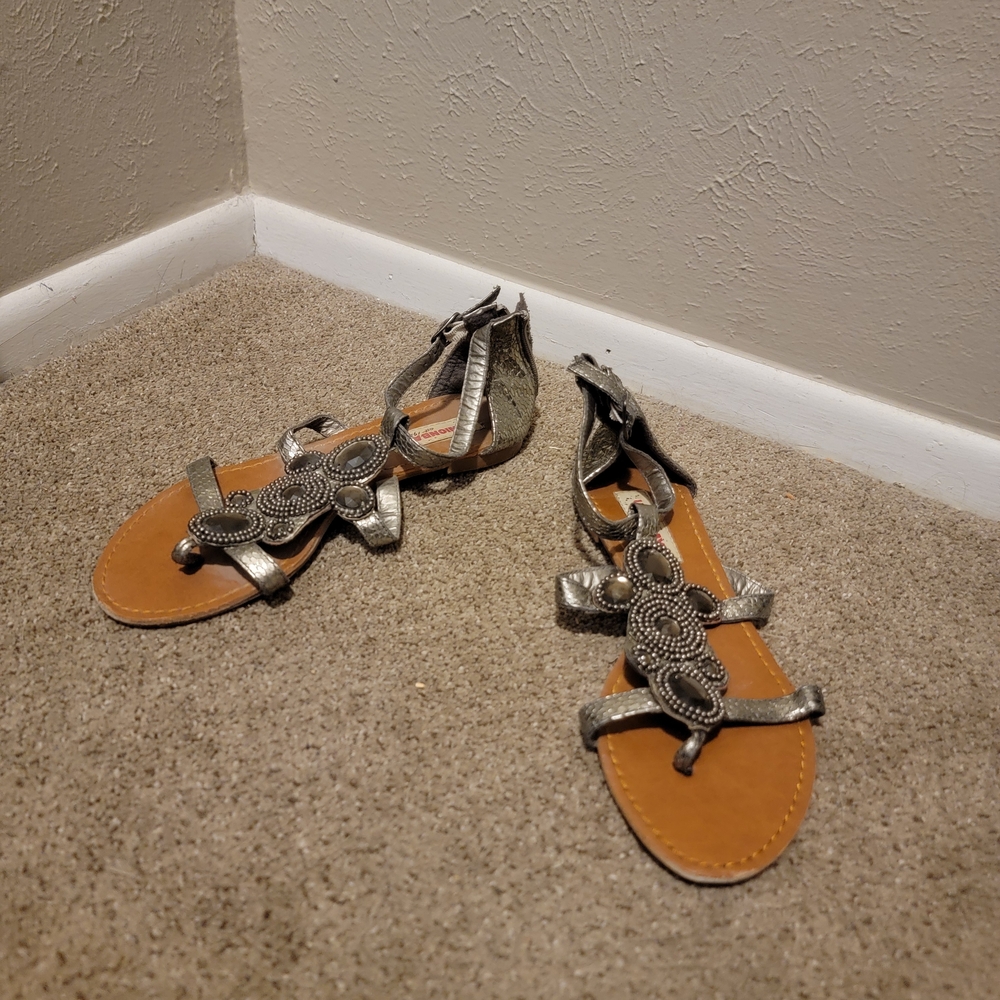 UNIONBAY Silver Beaded Sandals
